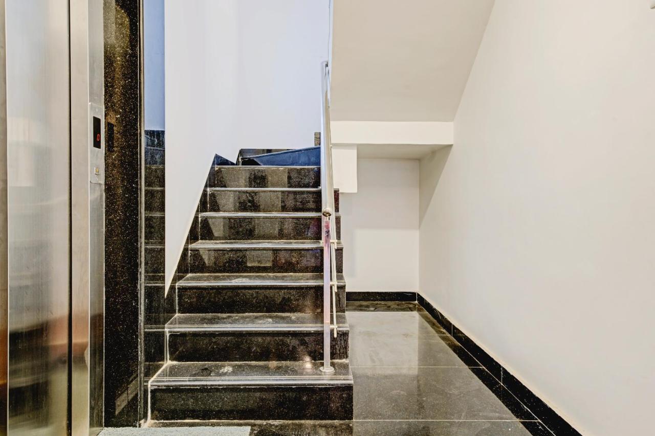 Hotel Oyo Townhouse 74871 Thoraipakkam Chennai Exterior foto